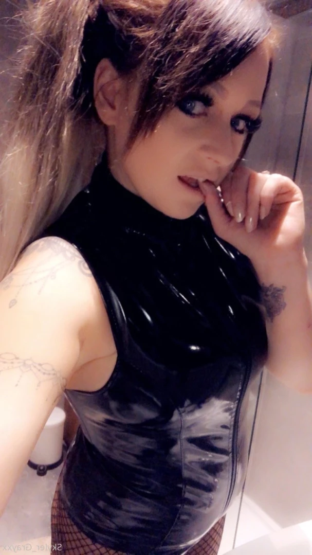 Cougar mommy Sext with me 😈 [ skyler_xxx ] Onlyfans leaked photo 14115197 on Hotleaks.tv