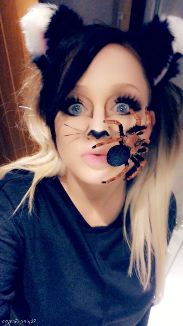 Cougar mommy Sext with me 😈 [ skyler_xxx ] Onlyfans leaked photo 15322252 on Hotleaks.tv