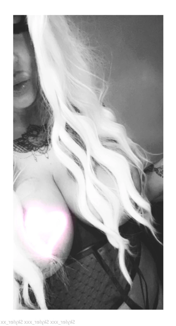 Cougar mommy Sext with me 😈 [ skyler_xxx ] Onlyfans leaked photo 15345017 on Hotleaks.tv