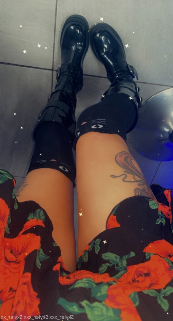 Cougar mommy Sext with me 😈 [ skyler_xxx ] Onlyfans leaked photo 15345033 on Hotleaks.tv