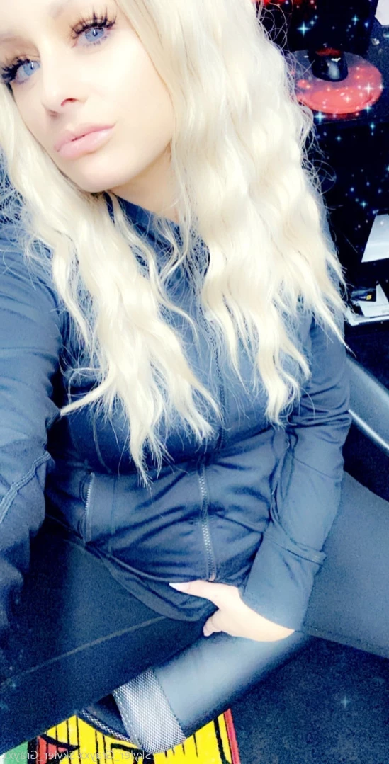 Cougar mommy Sext with me 😈 [ skyler_xxx ] Onlyfans leaked photo 15859562 on Hotleaks.tv