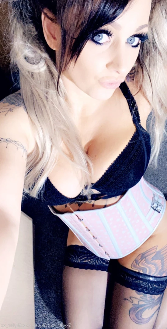 Cougar mommy Sext with me 😈 [ skyler_xxx ] Onlyfans leaked photo 15971200 on Hotleaks.tv