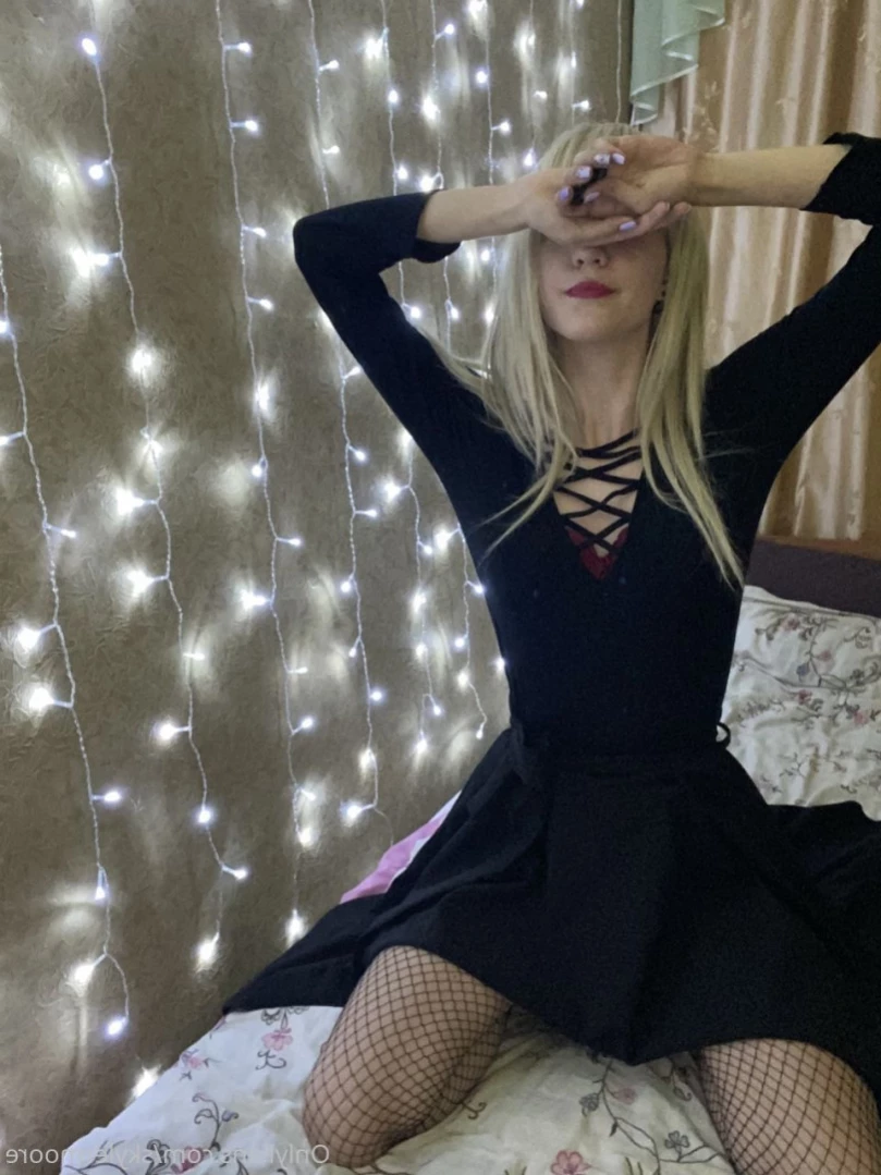 Mia [ mia_moon_paid ] Onlyfans leaked photo 12506264 on Hotleaks.tv