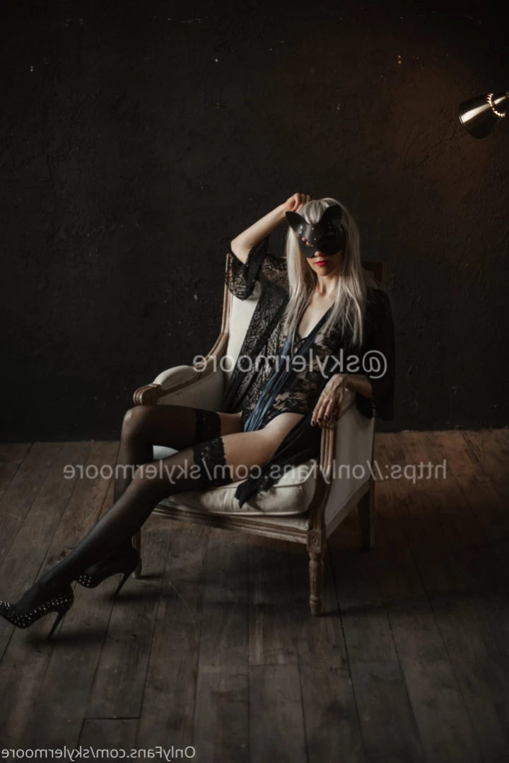 Mia [ mia_moon_paid ] Onlyfans leaked photo 12511617 on Hotleaks.tv