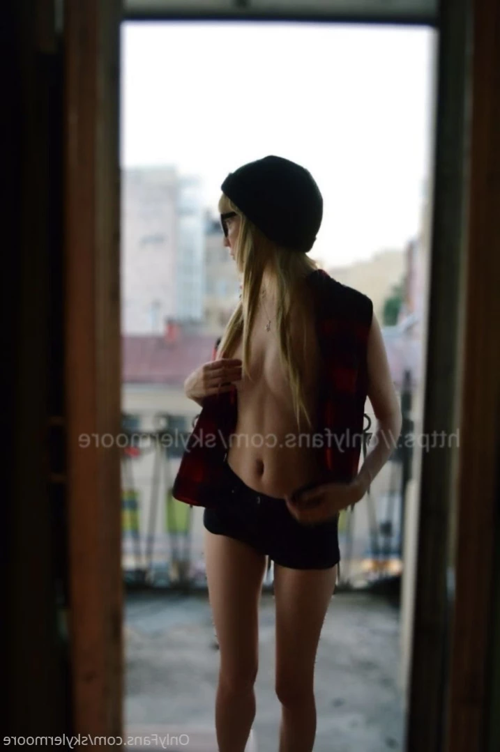 Mia [ mia_moon_paid ] Onlyfans leaked photo 12512562 on Hotleaks.tv
