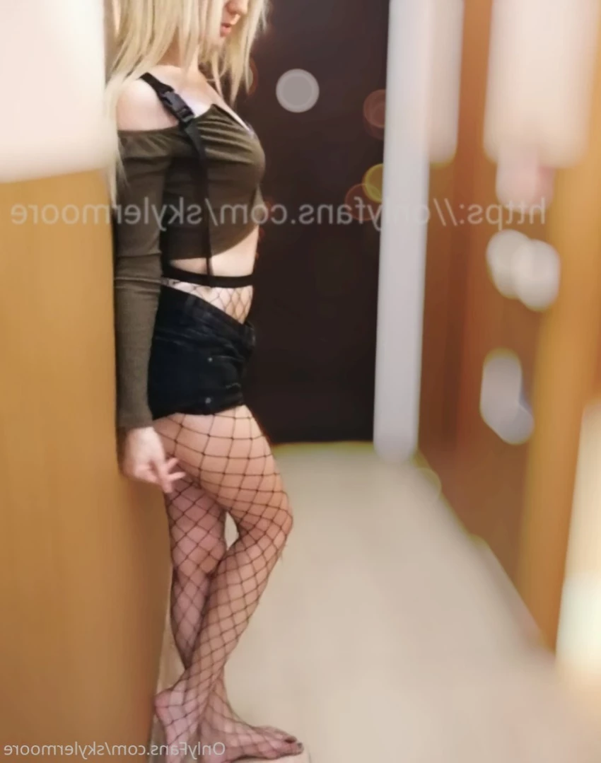 Mia [ mia_moon_paid ] Onlyfans leaked photo 14418153 on Hotleaks.tv