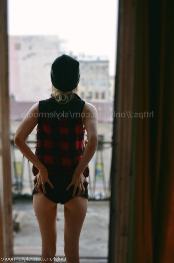 Mia [ mia_moon_paid ] Onlyfans leaked photo 14533458 on Hotleaks.tv