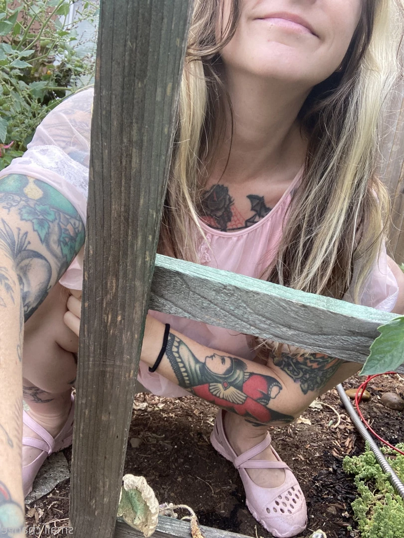 skippy * hairy pits + pussy * -on break- [ smallx69change ] Onlyfans leaked photo 9081765 on Hotleaks.tv