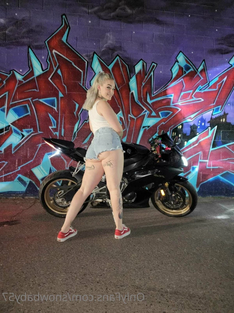 Snow doll [ snowbaby57 ] Onlyfans leaked photo 9029174 on Hotleaks.tv