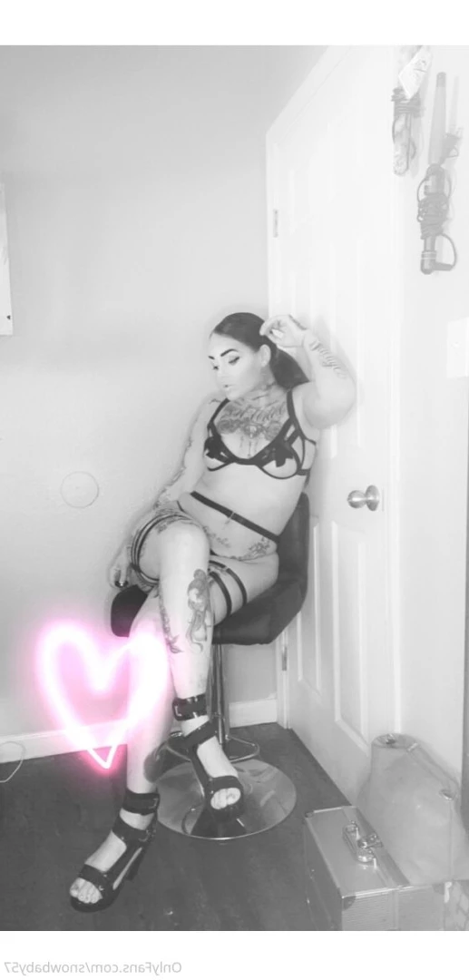 Snow doll [ snowbaby57 ] Onlyfans leaked photo 9029578 on Hotleaks.tv