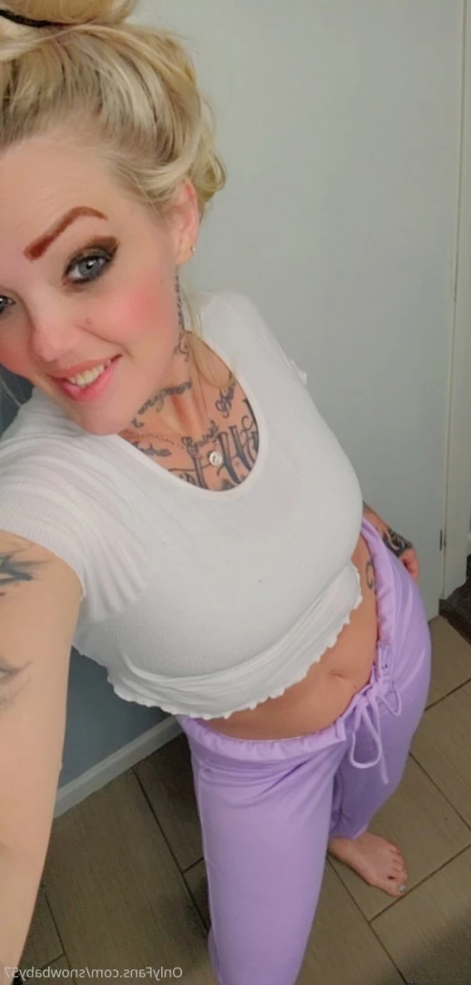 Snow doll [ snowbaby57 ] Onlyfans leaked photo 9031829 on Hotleaks.tv