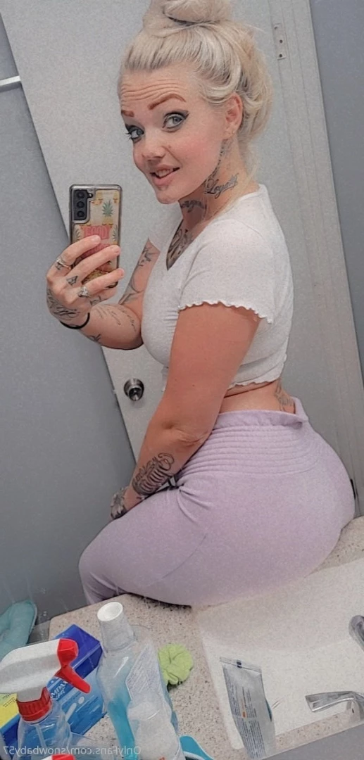 Snow doll [ snowbaby57 ] Onlyfans leaked photo 9039273 on Hotleaks.tv