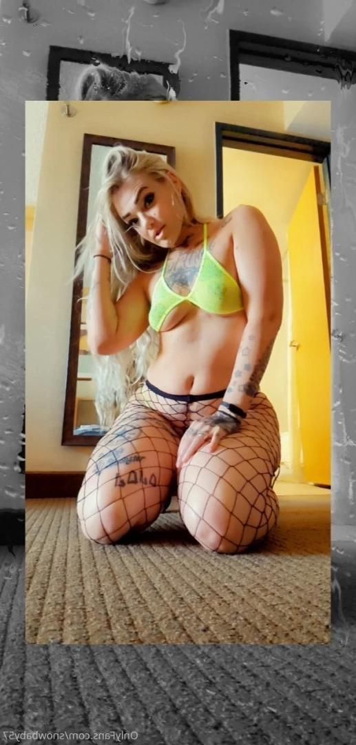 Snow doll [ snowbaby57 ] Onlyfans leaked photo 9039889 on Hotleaks.tv