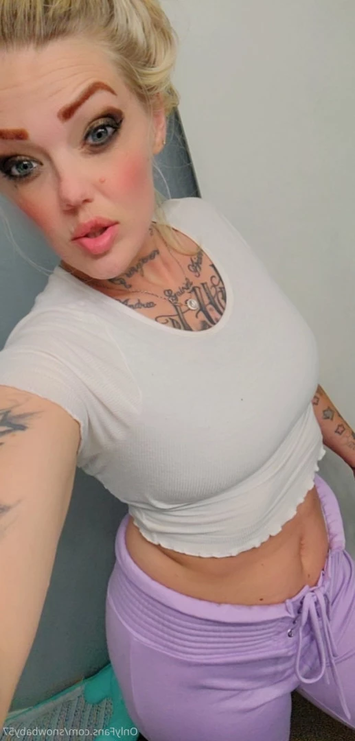 Snow doll [ snowbaby57 ] Onlyfans leaked photo 9041906 on Hotleaks.tv