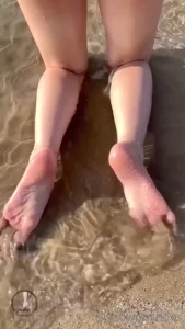 7963886