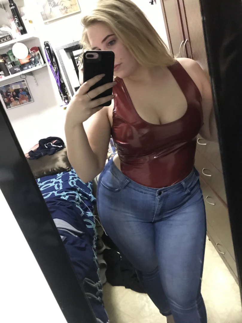 sopheeturner Onlyfans leaked photo 12481756 on Hotleaks.tv