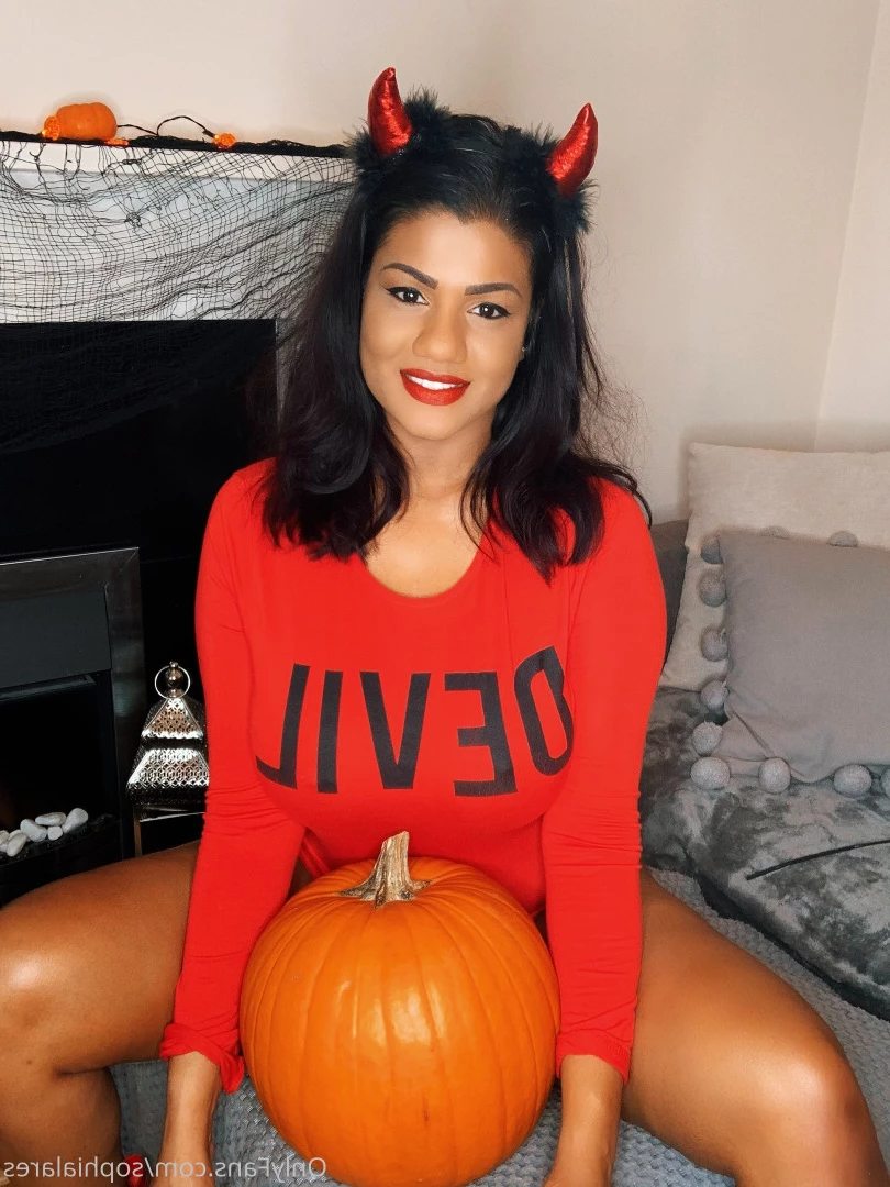 SOPHIA LARES [ sophialares ] Onlyfans leaked photo 8983340 on Hotleaks.tv