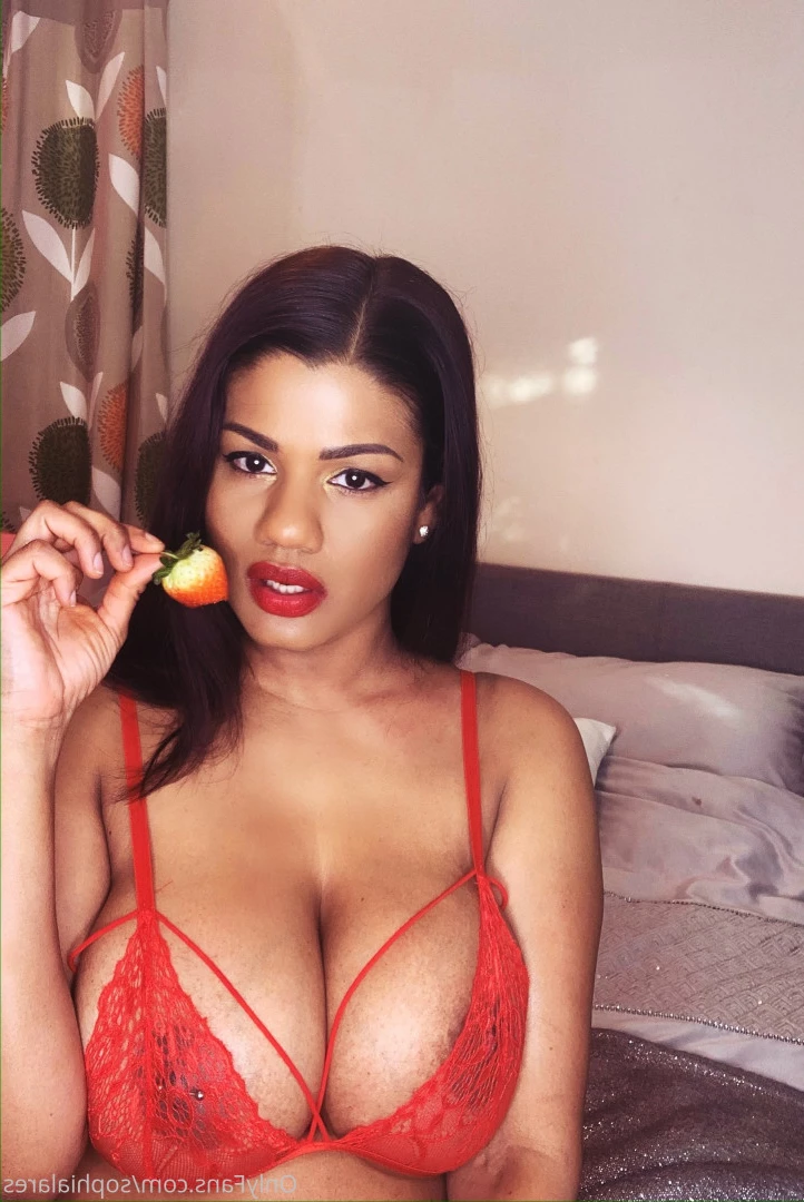 SOPHIA LARES [ sophialares ] Onlyfans leaked photo 8985683 on Hotleaks.tv
