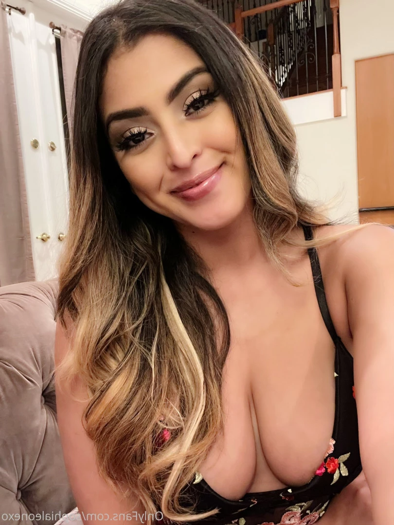 ѕσρнια ℓєσηє [ sophialeonexo ] Onlyfans leaked photo 9246986 on Hotleaks.tv