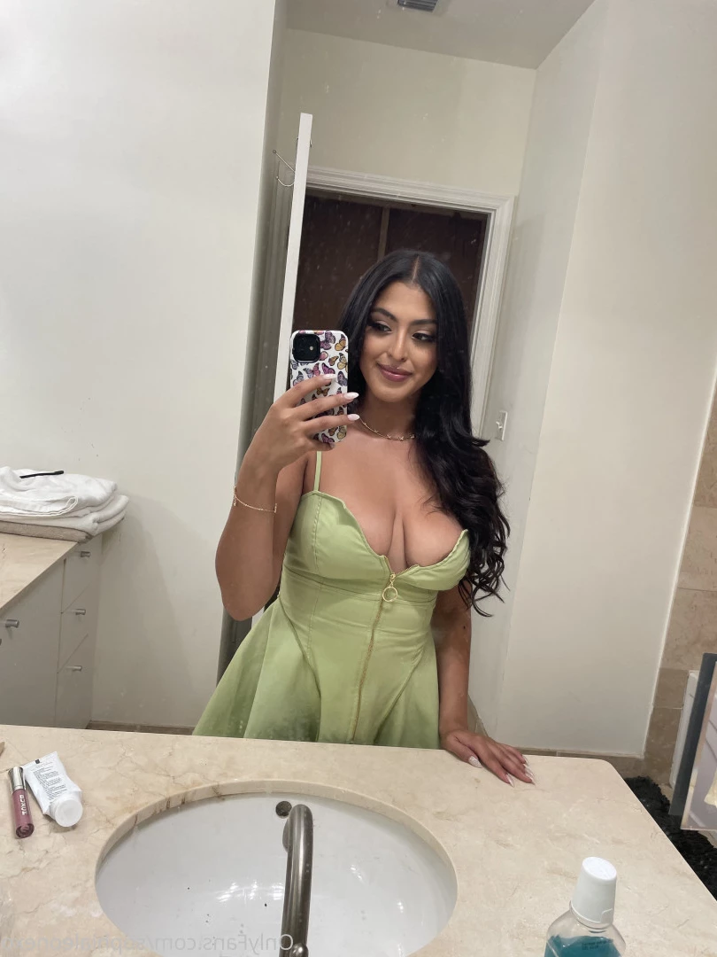ѕσρнια ℓєσηє [ sophialeonexo ] Onlyfans leaked photo 9248164 on Hotleaks.tv
