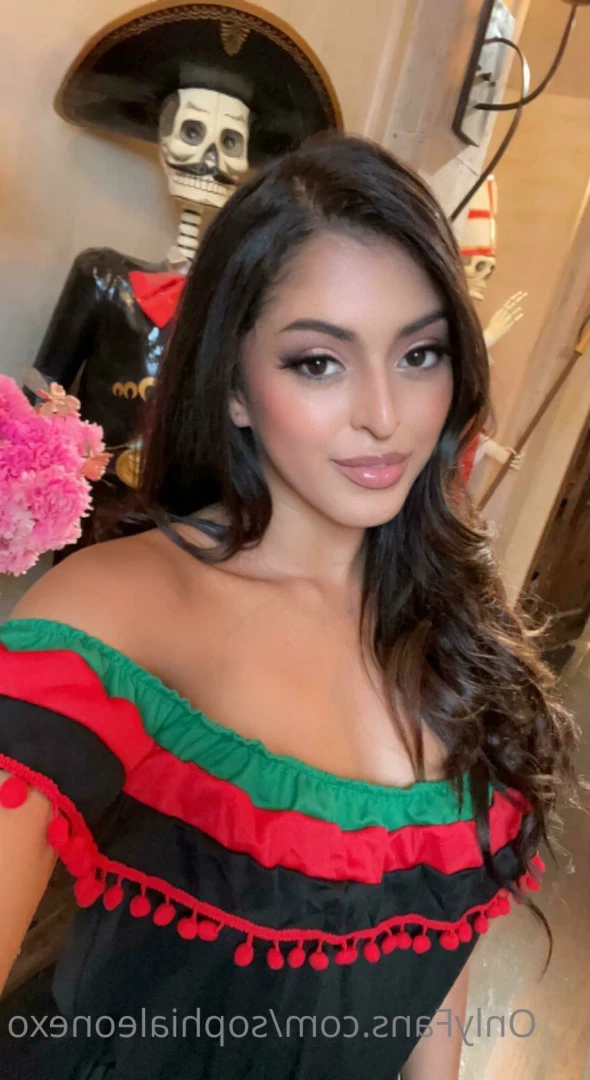 ѕσρнια ℓєσηє [ sophialeonexo ] Onlyfans leaked photo 9248291 on Hotleaks.tv