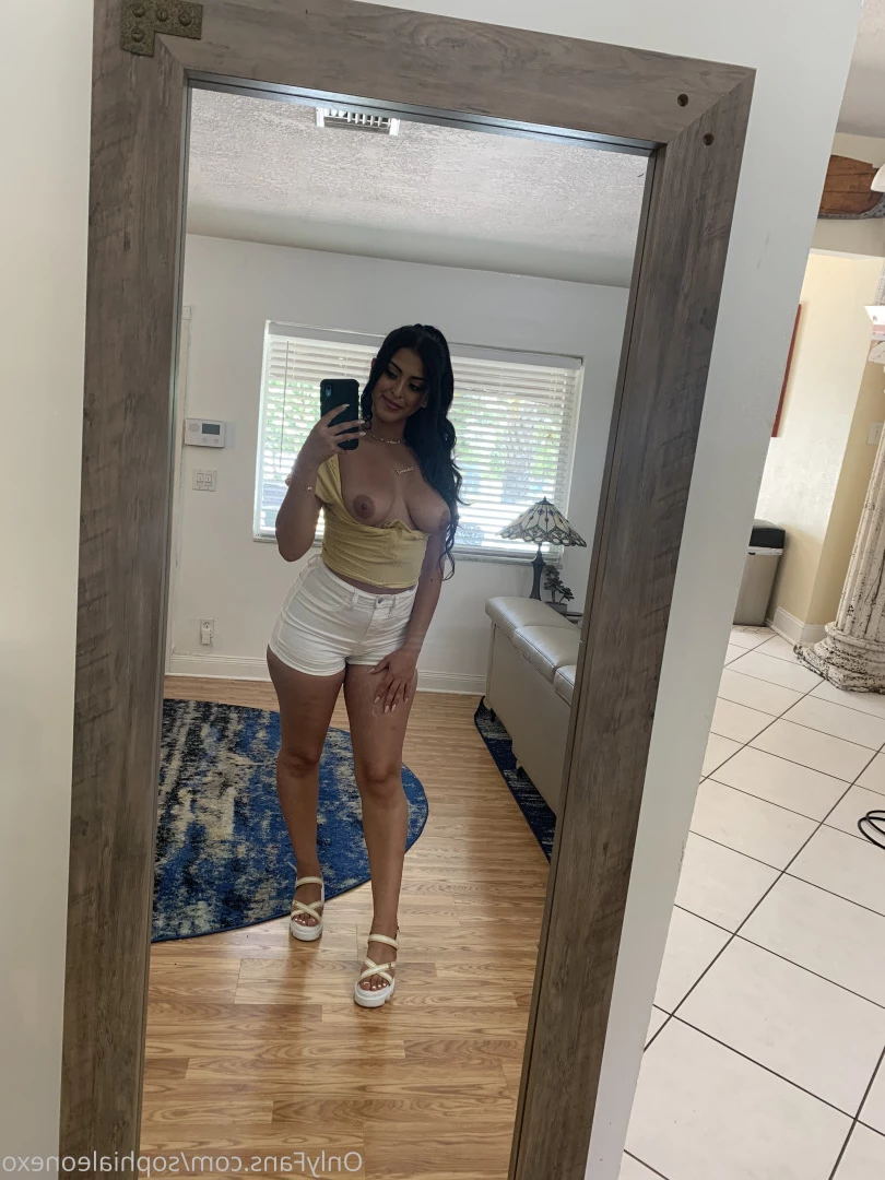 ѕσρнια ℓєσηє [ sophialeonexo ] Onlyfans leaked photo 9248308 on Hotleaks.tv