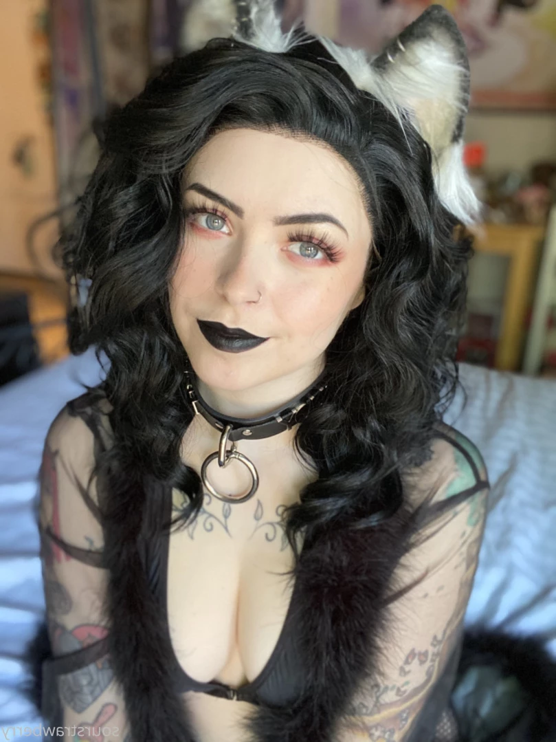 sourstrawberry Onlyfans leaked photo 10915500 on Hotleaks.tv