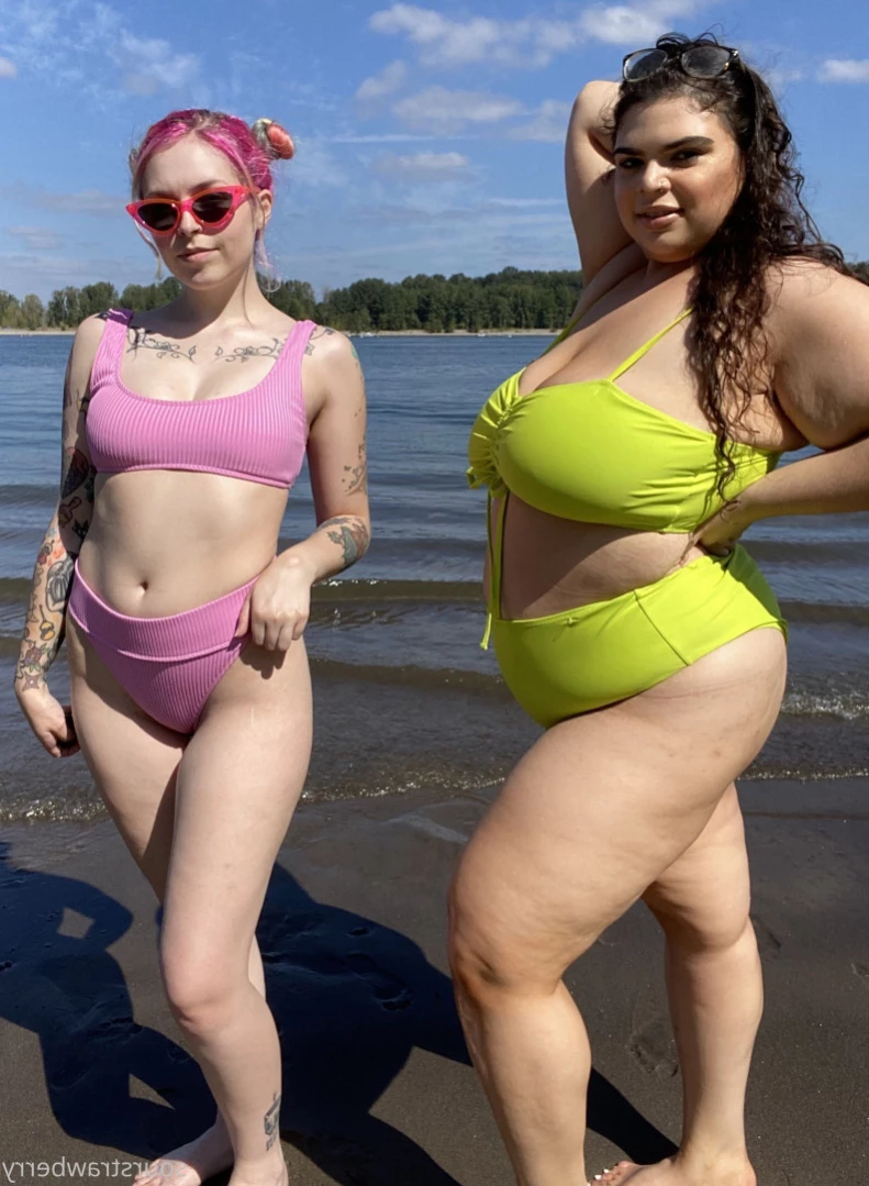 sourstrawberry Onlyfans leaked photo 11692156 on Hotleaks.tv
