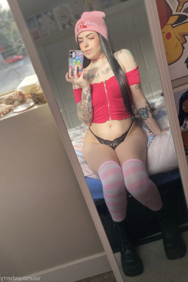 sourstrawberry Onlyfans leaked photo 12013863 on Hotleaks.tv