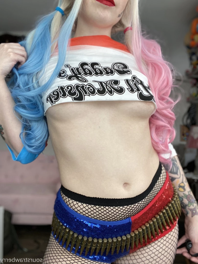 sourstrawberry Onlyfans leaked photo 12477494 on Hotleaks.tv