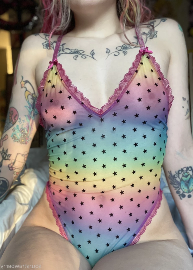 sourstrawberry Onlyfans leaked photo 12480204 on Hotleaks.tv