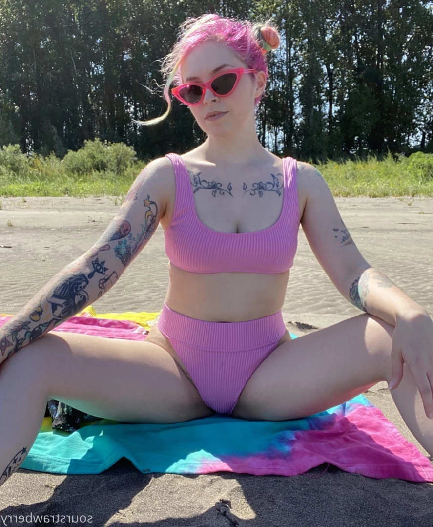 sourstrawberry Onlyfans leaked photo 12480806 on Hotleaks.tv