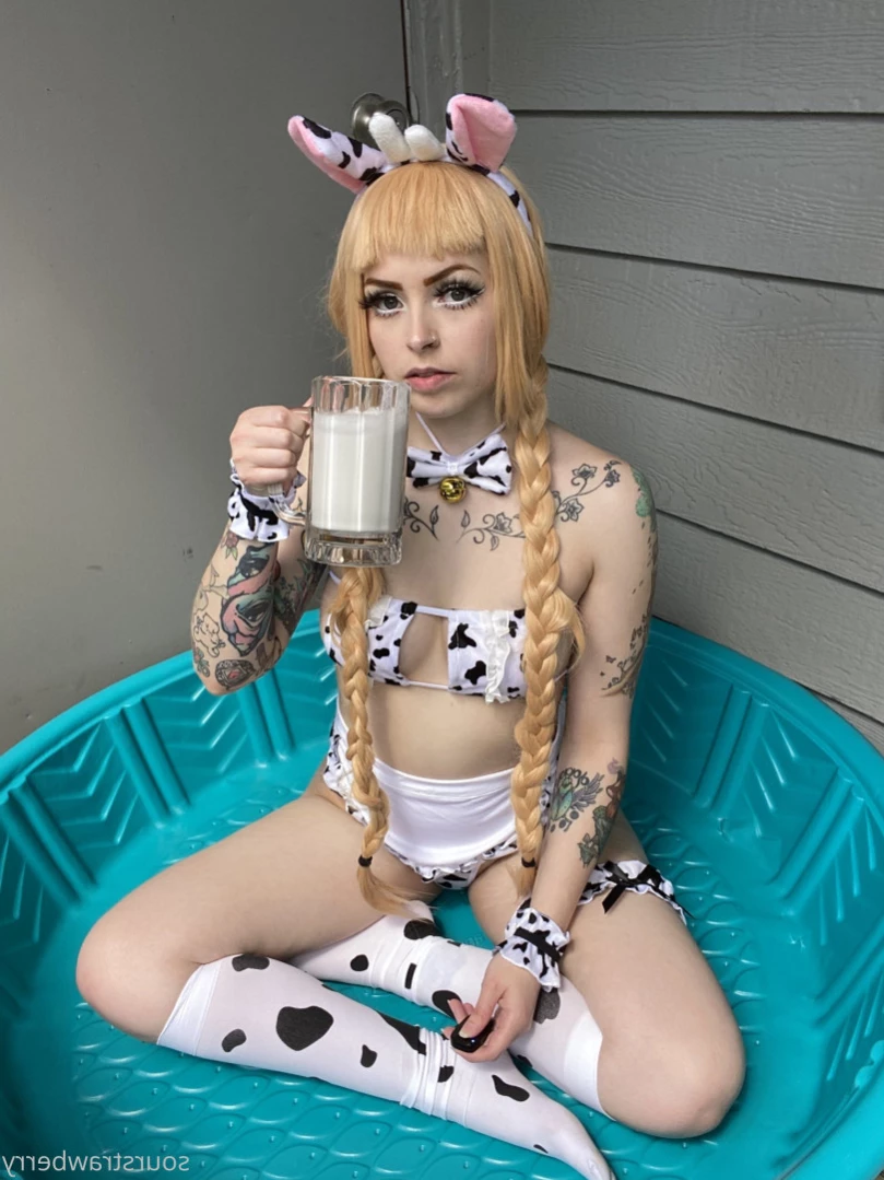 sourstrawberry Onlyfans leaked photo 12495402 on Hotleaks.tv