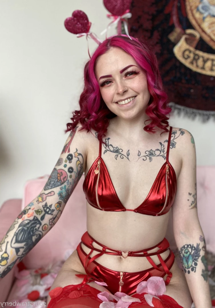 sourstrawberry Onlyfans leaked photo 12498972 on Hotleaks.tv