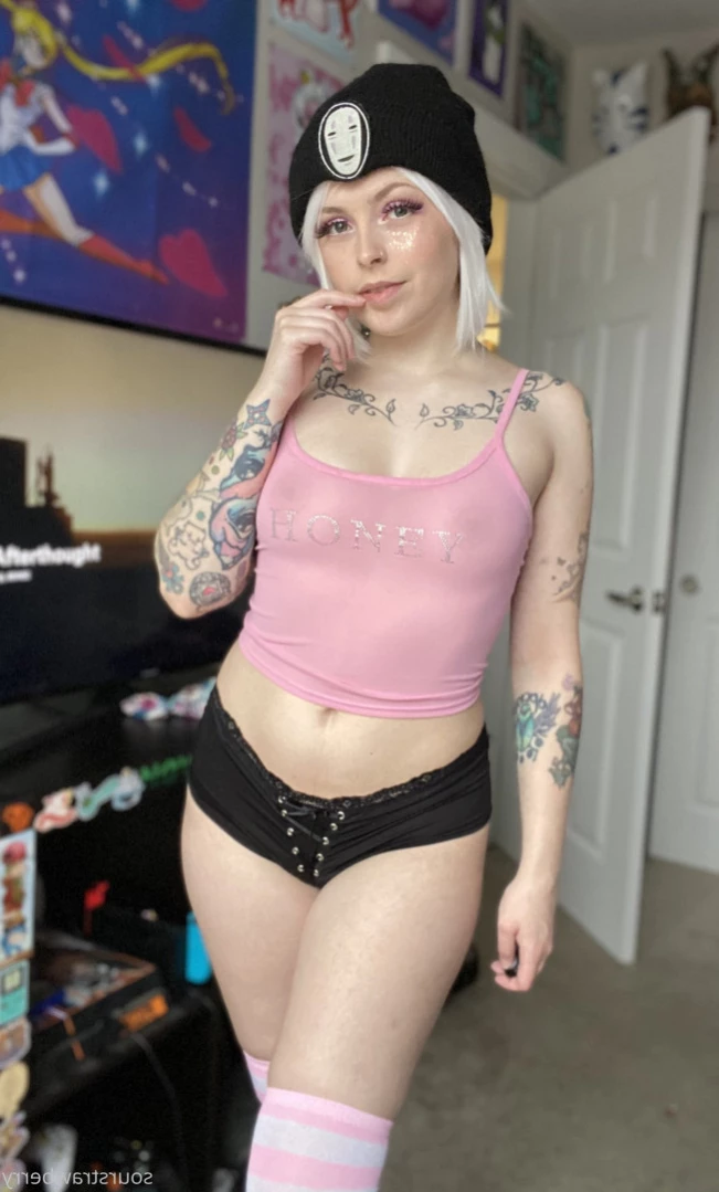 sourstrawberry Onlyfans leaked photo 12499250 on Hotleaks.tv