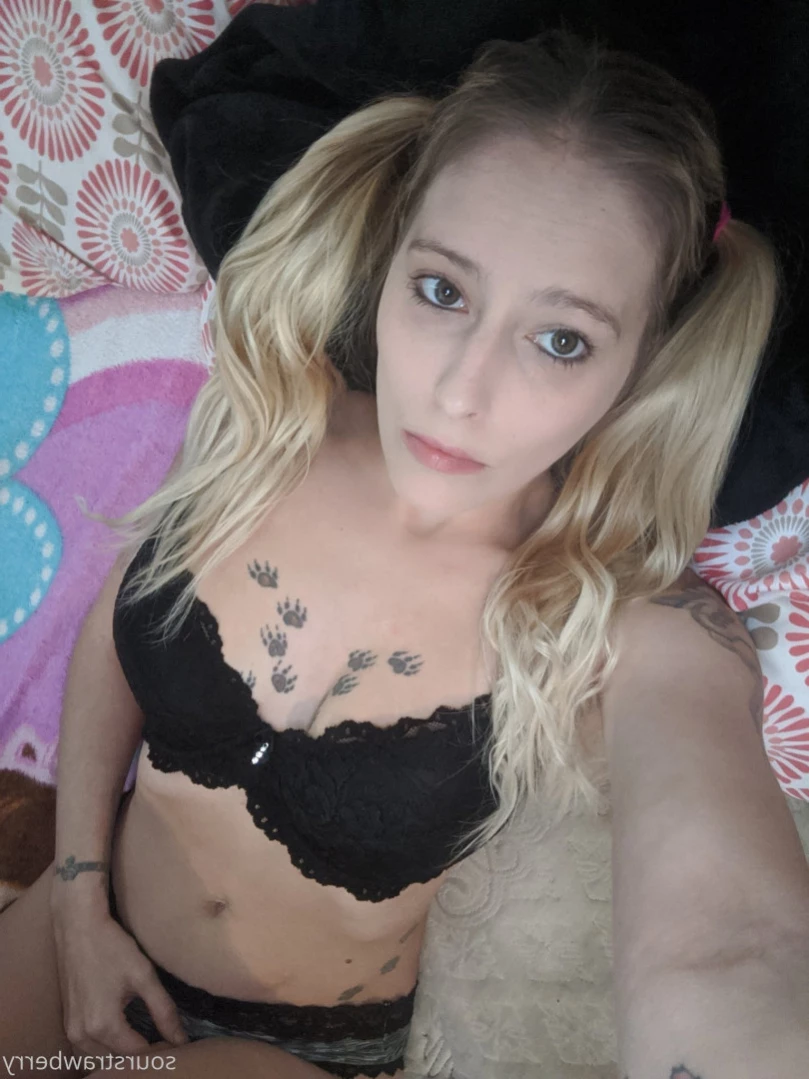 sourstrawberry Onlyfans leaked photo 13155877 on Hotleaks.tv