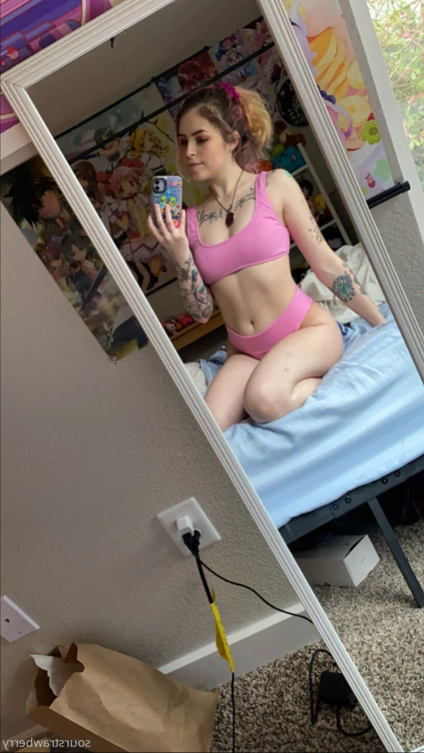 sourstrawberry Onlyfans leaked photo 13574804 on Hotleaks.tv