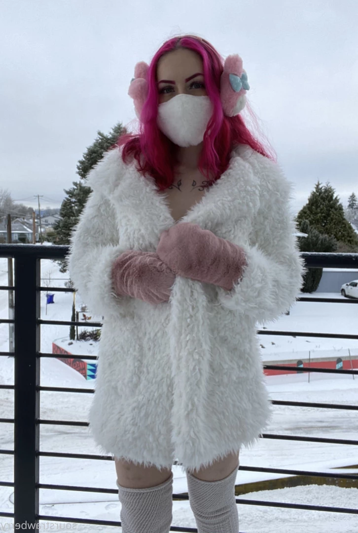 sourstrawberry Onlyfans leaked photo 14296304 on Hotleaks.tv