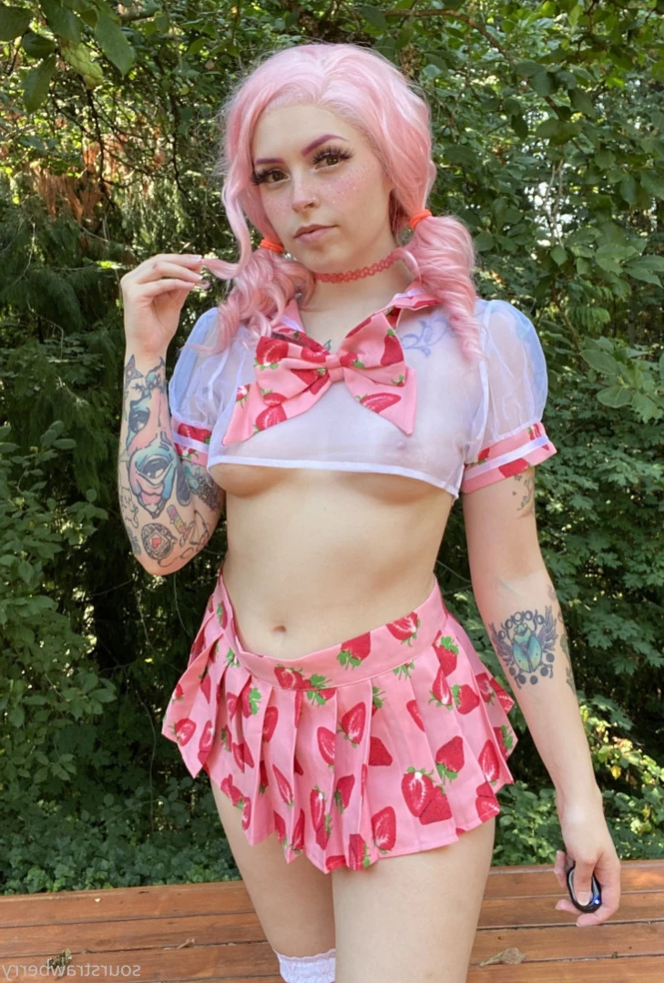 sourstrawberry Onlyfans leaked photo 15340834 on Hotleaks.tv