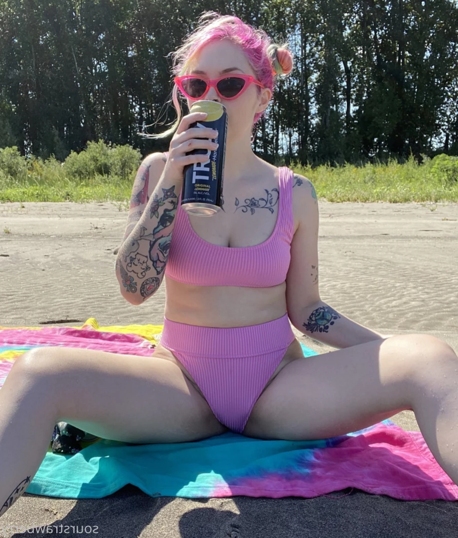 sourstrawberry Onlyfans leaked photo 15923720 on Hotleaks.tv