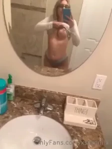 7958561