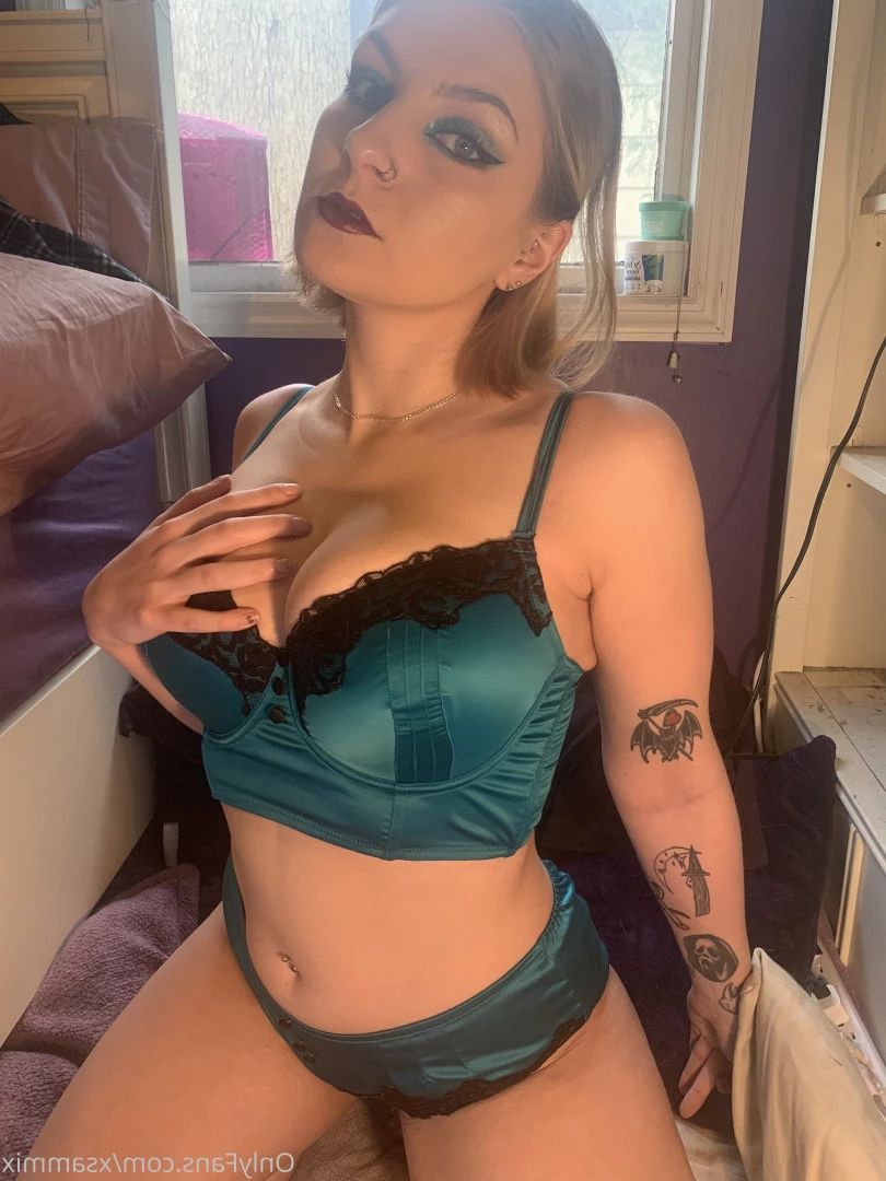 stinky [ stinkygrl420 ] Onlyfans leaked photo 8876238 on Hotleaks.tv