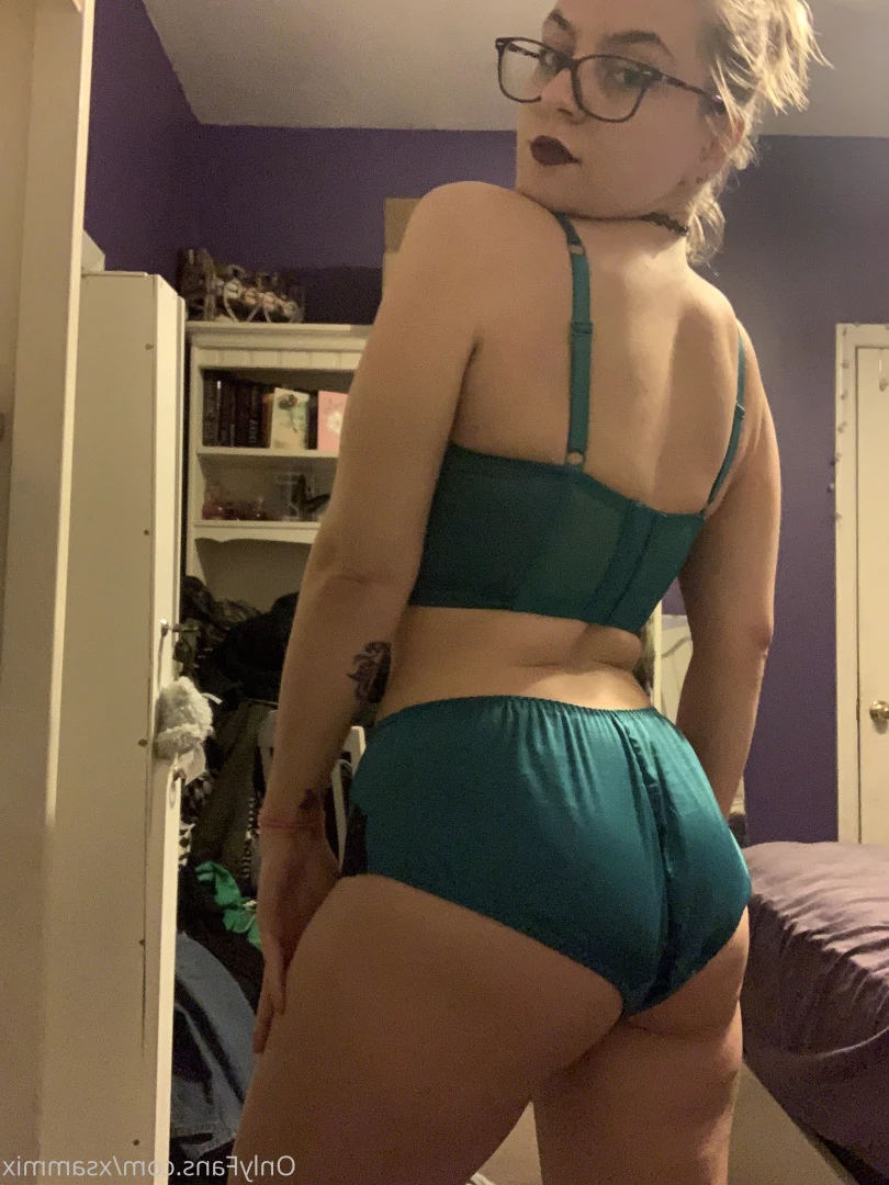 stinky [ stinkygrl420 ] Onlyfans leaked photo 8878433 on Hotleaks.tv