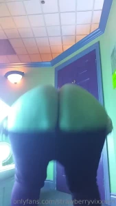 strawberryvixxxen Onlyfans leaked video 7958268 on Hotleaks.tv