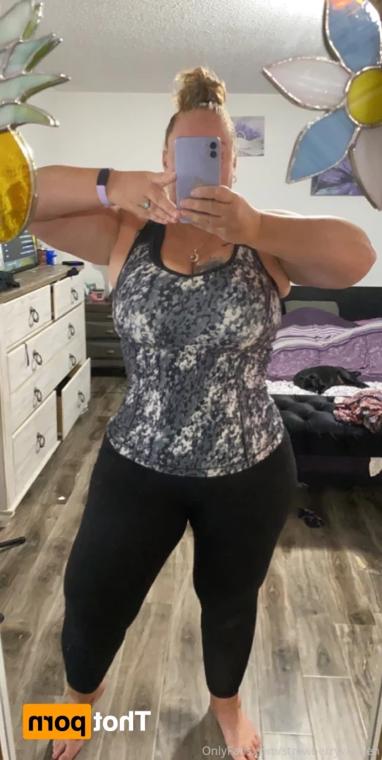 strawberryvixxxen Onlyfans leaked photo 11675470 on Hotleaks.tv