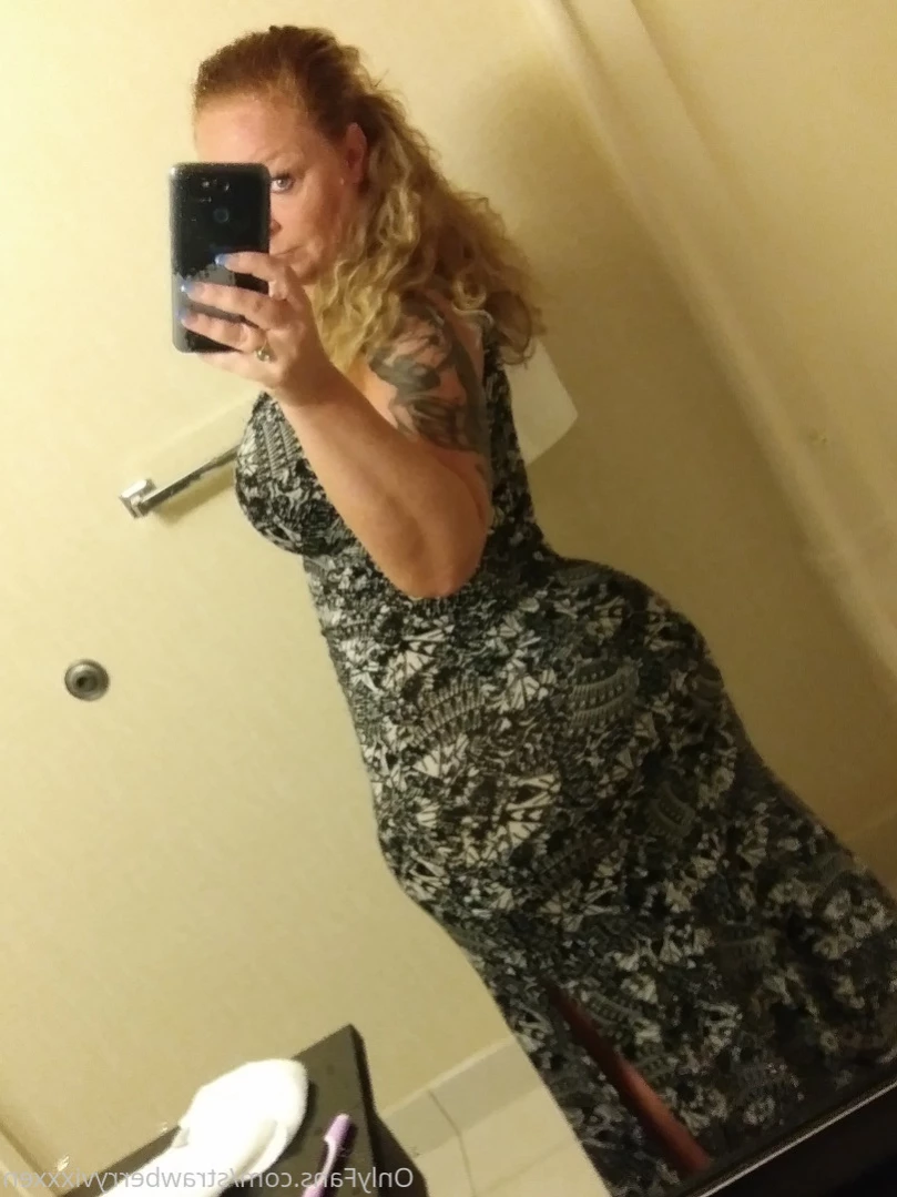 strawberryvixxxen Onlyfans leaked photo 12445844 on Hotleaks.tv