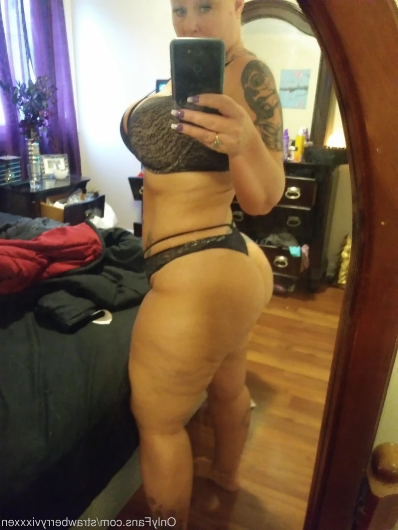 strawberryvixxxen Onlyfans leaked photo 13778379 on Hotleaks.tv