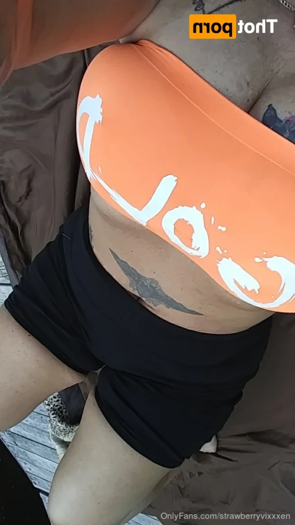 strawberryvixxxen Onlyfans leaked photo 14233692 on Hotleaks.tv