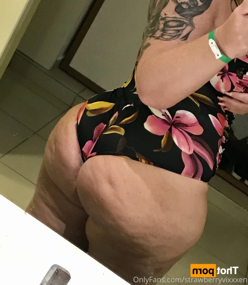 strawberryvixxxen Onlyfans leaked photo 14814598 on Hotleaks.tv