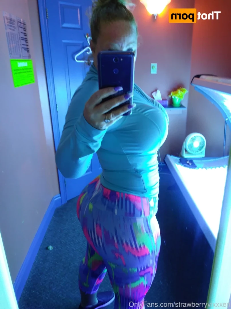 strawberryvixxxen Onlyfans leaked photo 14975396 on Hotleaks.tv